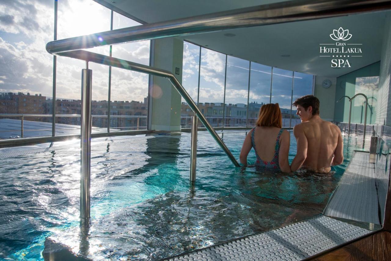 Gran Hotel Lakua Vitoria-Gasteiz Buitenkant foto